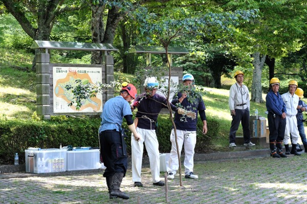 天然水の森&emsp;ひょうご西脇門柳山